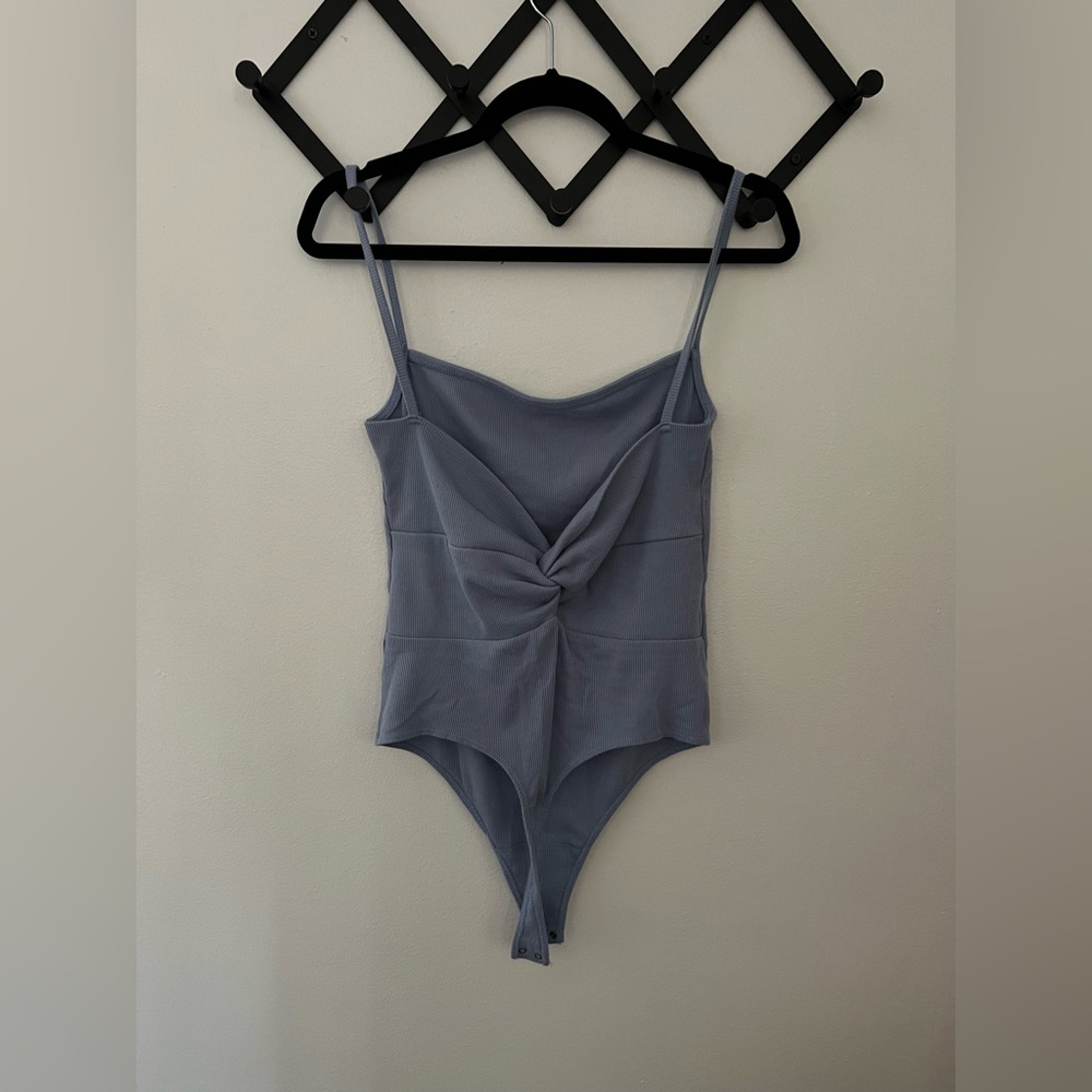 A&F Ribbed Bodysuit - Picture 2 of 3